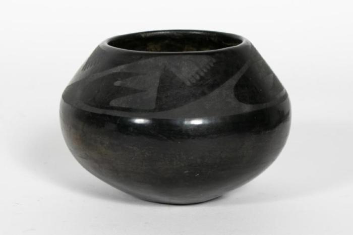 Black on black ceramic vessel maria martinez