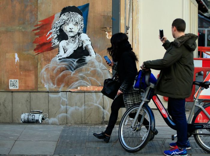 Banksy and the tradition of destroying art